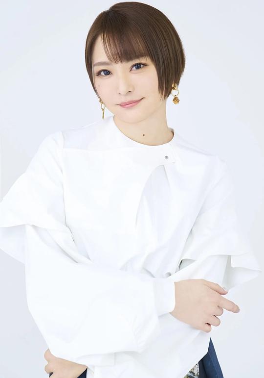 井泽诗织 Shiori Izawa照片