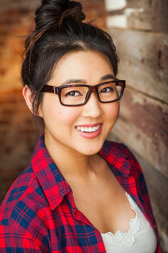 安吉·金 Angie Kim照片