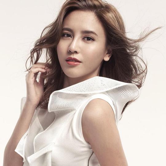 雨侨 YuKiu Ava照片