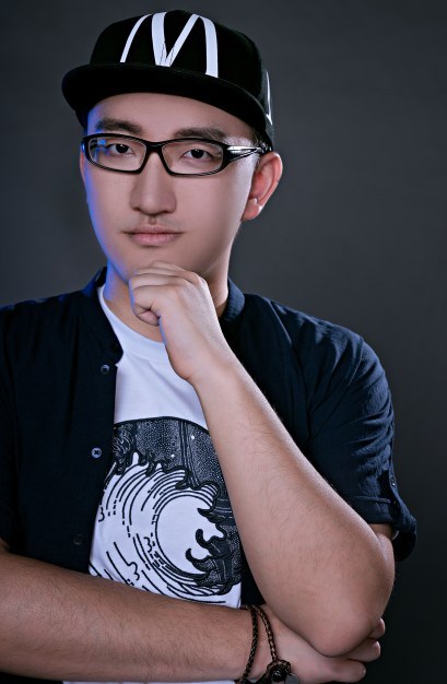 梁达伟 Dawei Liang照片