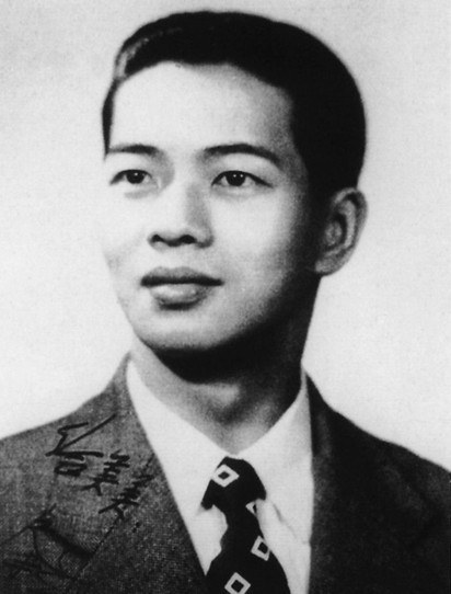 秦剑 Kim Chun照片