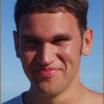 谢尔盖·卡鲁扎诺夫 Sergey Kaluzhanov照片