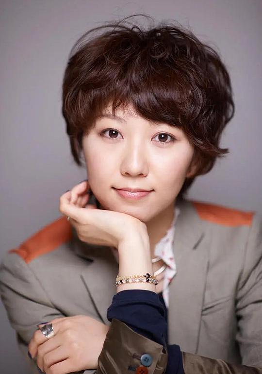 伊藤千寻 Chihiro Itô照片