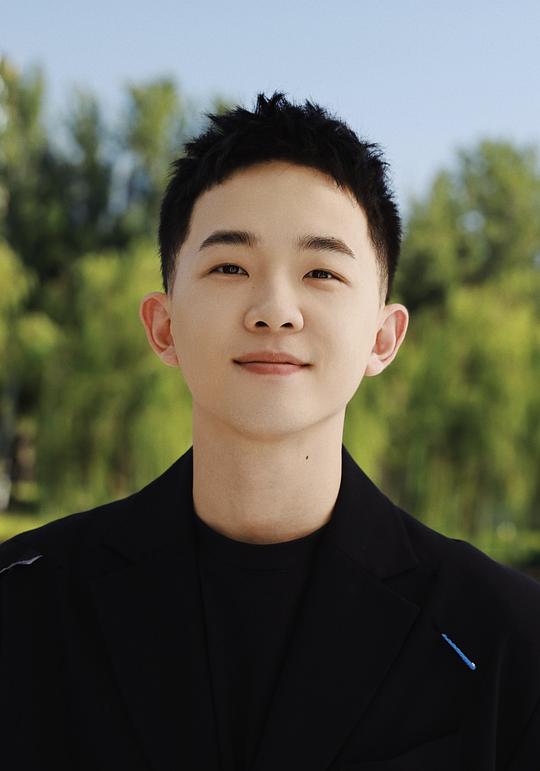 丁冠森 Guansen Ding照片