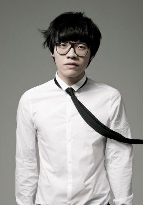 卢广仲 Crowd Lu照片