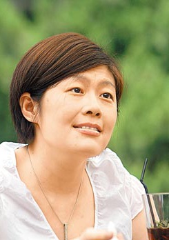 刘梓洁 Essay Liu照片