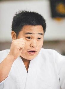 吴震亚 Jen-Ya Wu照片