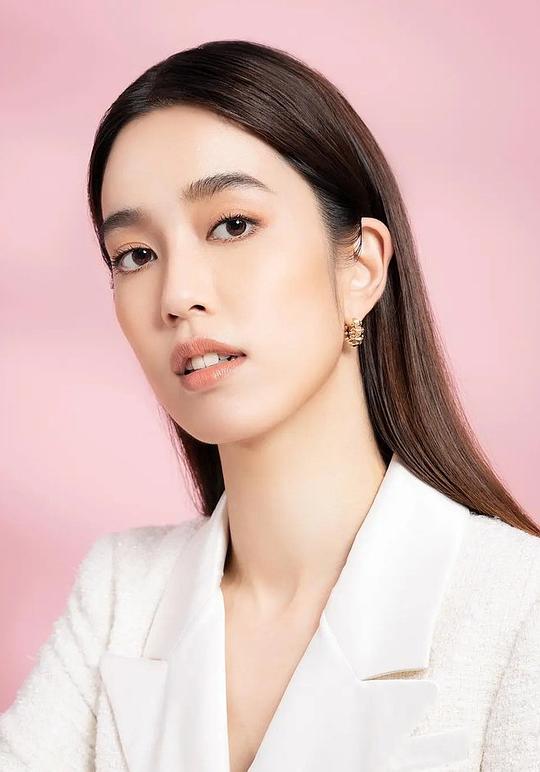 陈庭妮 Annie Chen照片