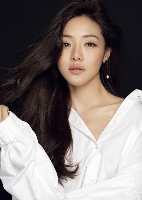 邓家佳 Jiajia Deng照片