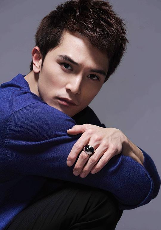 邱泽 Roy Chiu照片