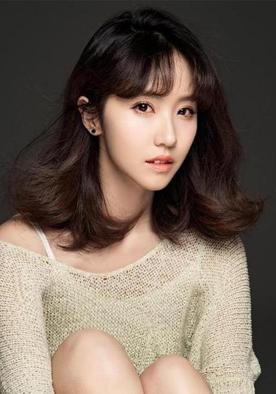 程茉 Helen Cheng照片