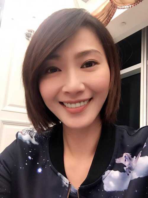 侯怡君 Rene Hou照片