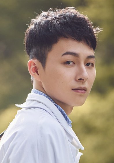 张凯喆 Kai-Jhe Chang照片