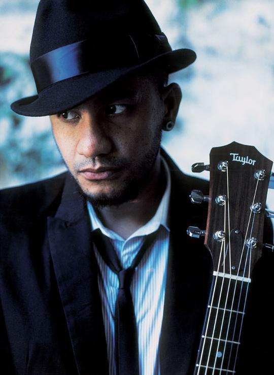 张震岳 Chen-Yue Chang照片