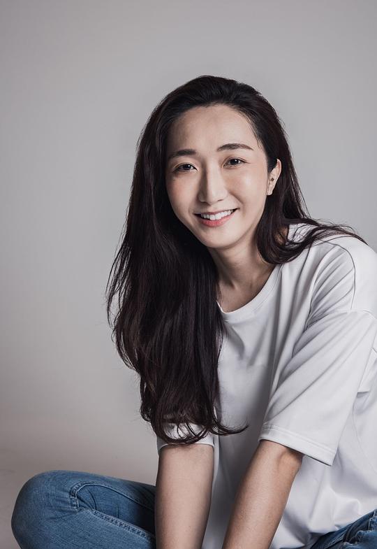 谢嘉宸 Miya Hsieh照片