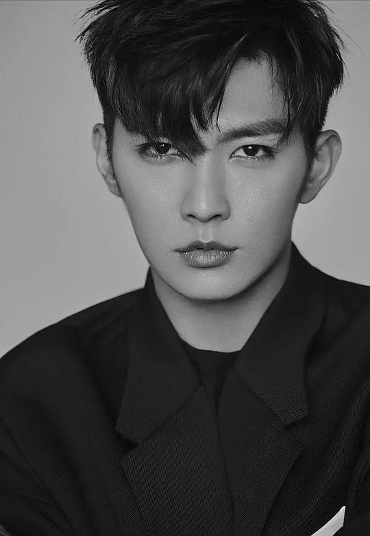 炎亚纶 Aaron照片