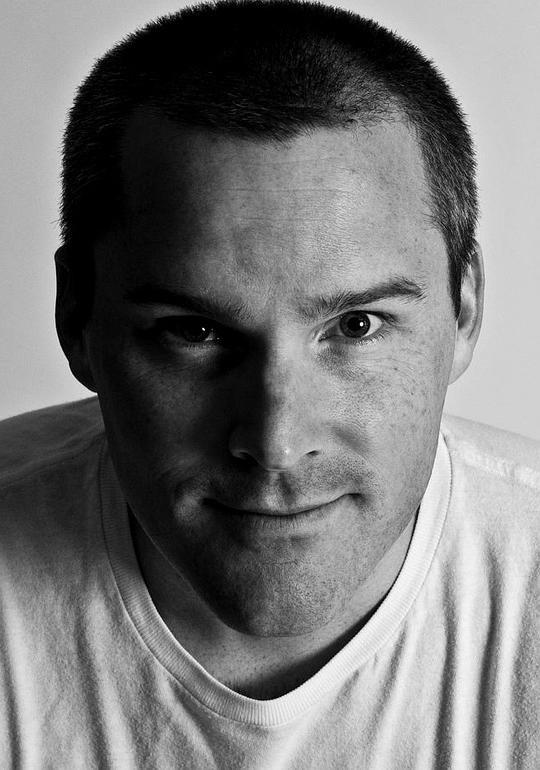 罗杰·克莱格·史密斯 Roger Craig Smith照片