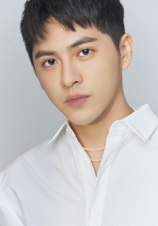 黄新皓 Huang Hsin Hao照片