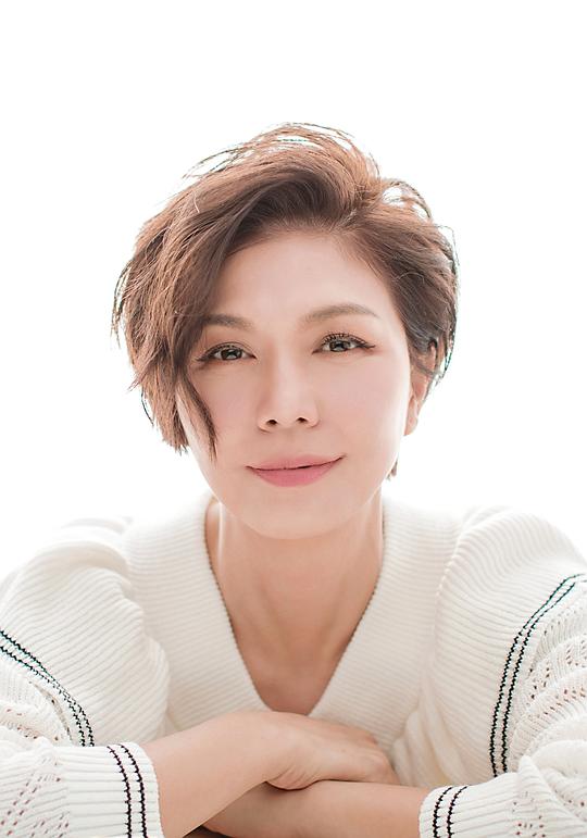 于子育 Sara Yu照片