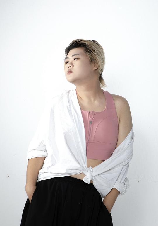 于冠乔 Guanqiao Yu照片