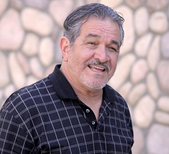 小托马斯·罗萨莱斯 Thomas Rosales Jr.照片