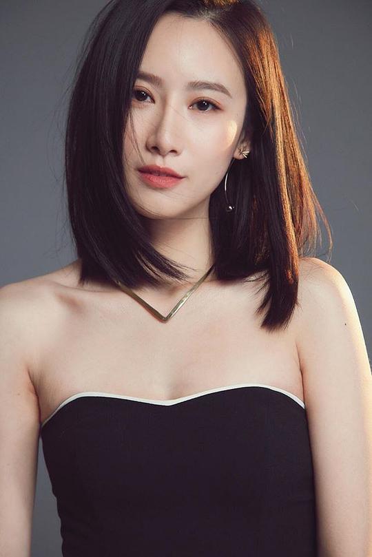 胡广雯 Iris照片