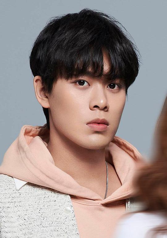 潘云安 Pan Yunan照片