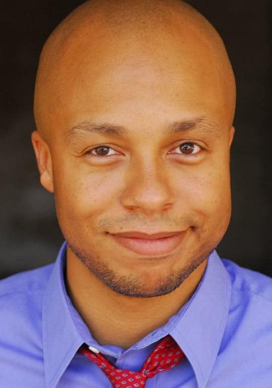 阿里夫·S·金成 Arif S. Kinchen照片