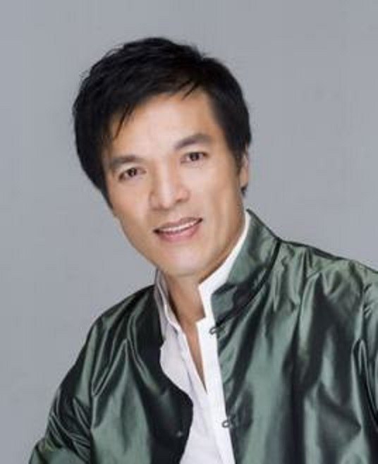 朱永德 Yongde Zhu照片