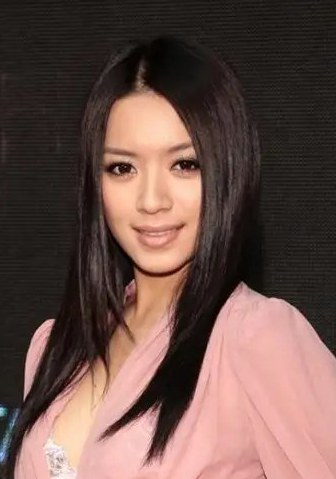 李妍憬 Yuni Lee照片