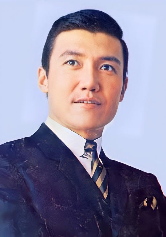 岳阳 Yang Yueh照片