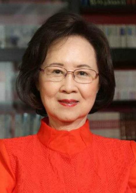 琼瑶 Yao Chiung照片