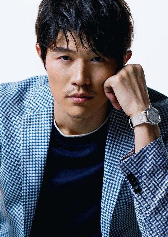 铃木亮平 Ryohei Suzuki照片