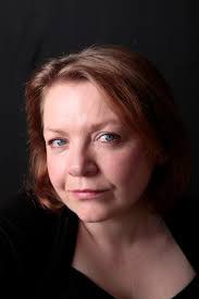 波林·林奇 Pauline Lynch照片