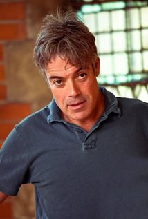 罗伯特·波特尔 Robert Portal照片