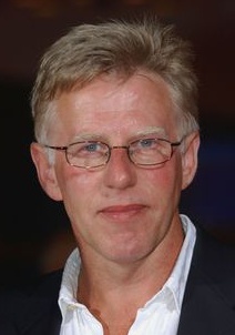 菲尔·戴维斯 Phil Davis照片