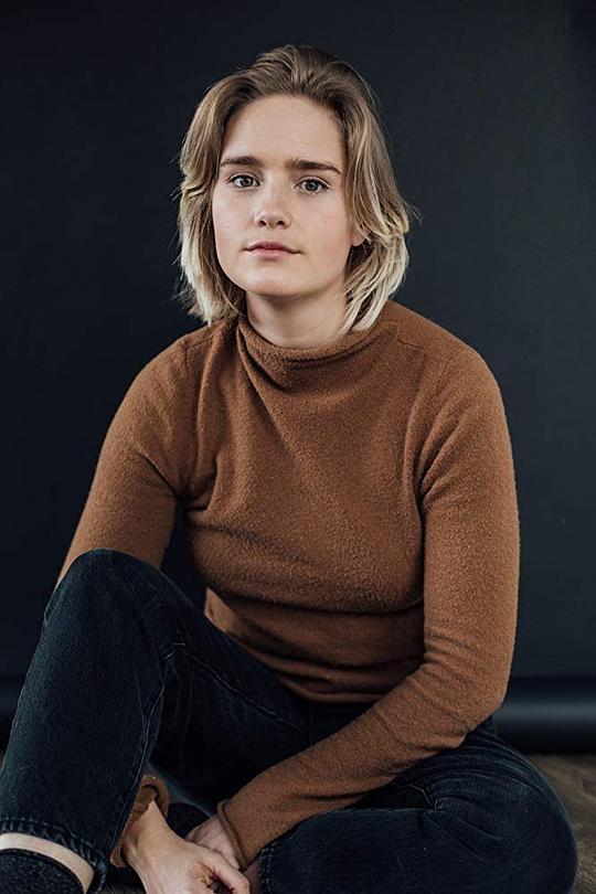 利比·奥斯勒 Libby Osler照片