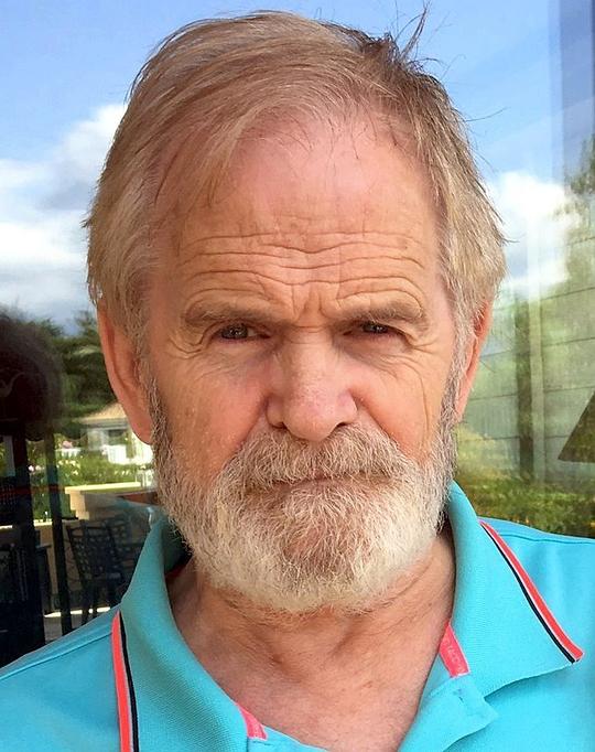 卡洛斯·埃斯克拉 Carlos Ezquerra照片