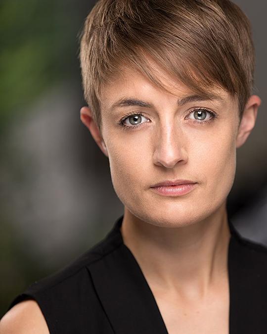 汉娜·查尔莫斯 Hannah Chalmers照片