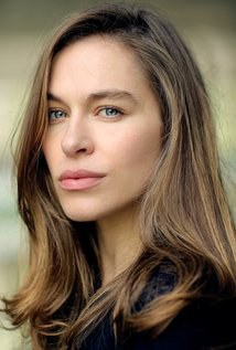 柯尔斯蒂·阿弗顿 Kirsty Averton照片