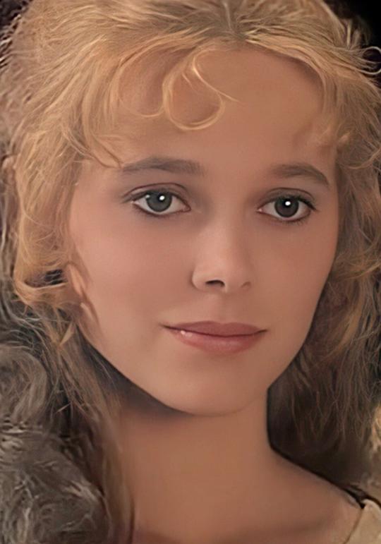 巴博拉·伯布洛瓦 Barbora Bobulova照片