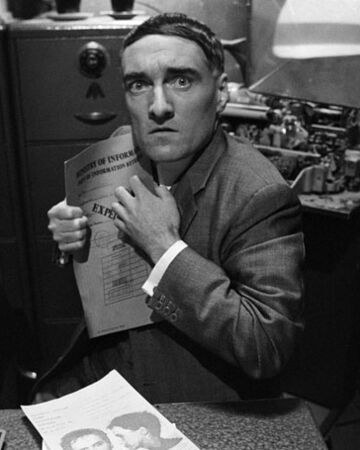 查尔斯·麦肯恩 Charles McKeown照片