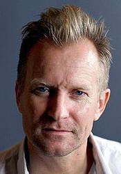 乌尔里奇·汤姆森 Ulrich Thomsen照片