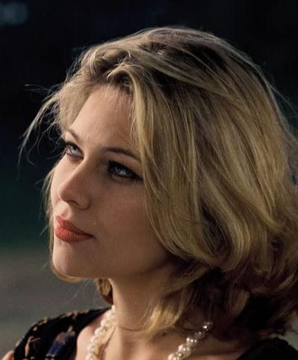 拉德米拉·谢戈列瓦 Radmila Shegoleva照片