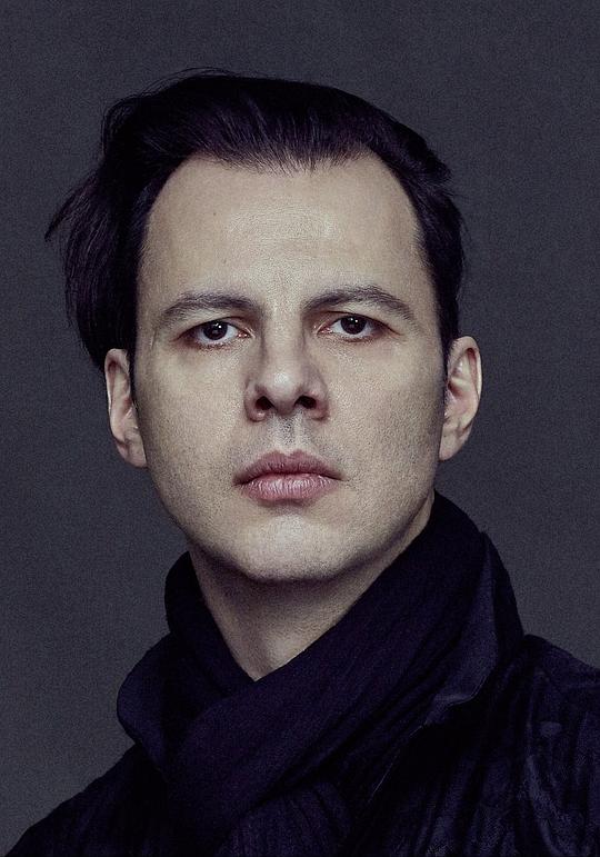 提奥多·库伦奇思 Teodor Currentzis照片