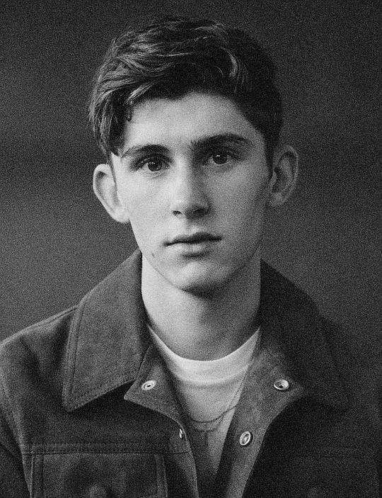 费昂·奥谢 Fionn O'Shea照片