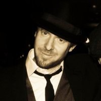 史提夫·卡茨 Steve Cutts照片