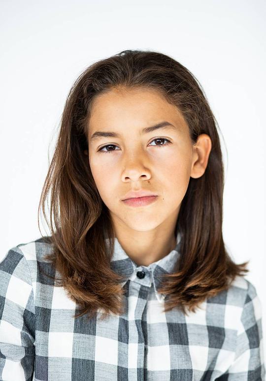 露娜·姆维兹 Luna Mwezi照片