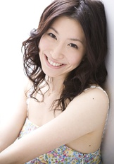 名冢佳织 Kaori Nazuka照片