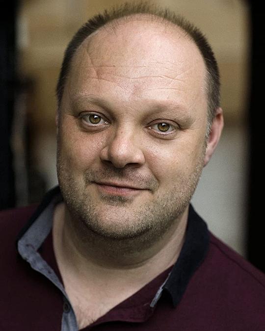 丹尼尔·弗恩 Daniel Fearn照片